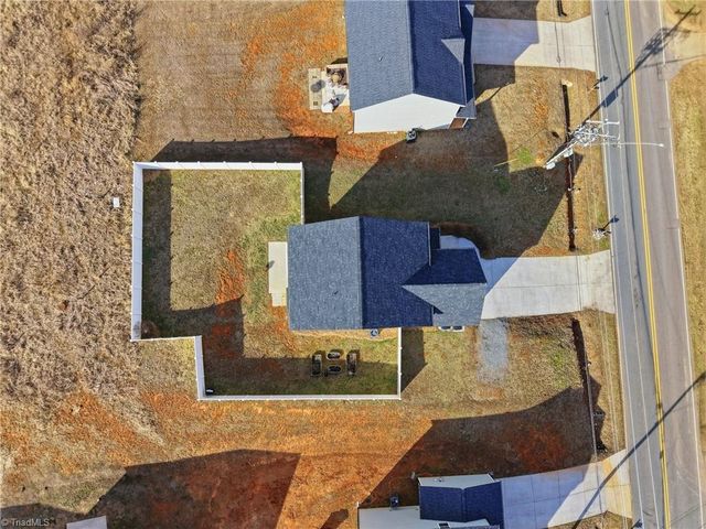 2486 Griffith Road, Winston-salem, NC 27103