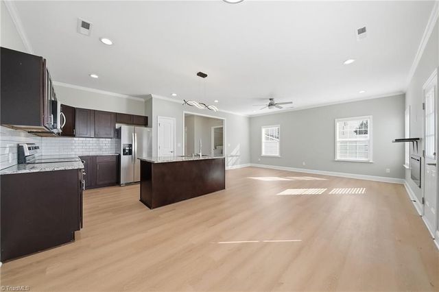 2486 Griffith Road, Winston-salem, NC 27103