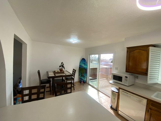 1921 Chelwood Park Boulevard NE, Albuquerque, NM 87112