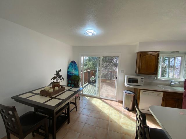 1921 Chelwood Park Boulevard NE, Albuquerque, NM 87112