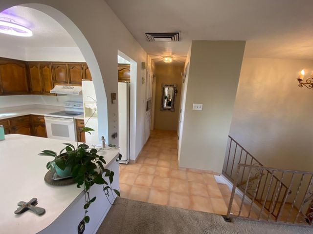 1921 Chelwood Park Boulevard NE, Albuquerque, NM 87112