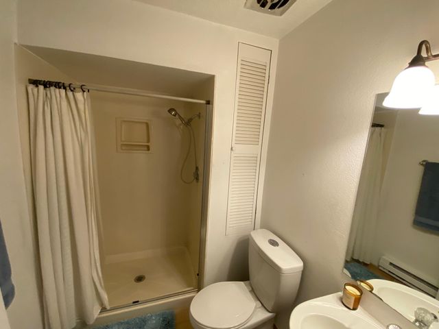 1921 Chelwood Park Boulevard NE, Albuquerque, NM 87112