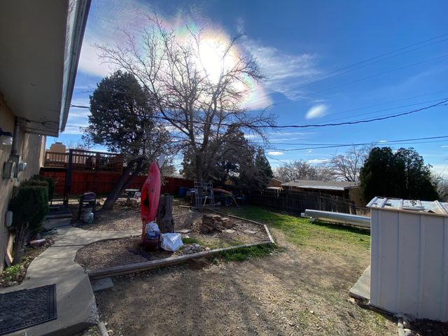 1921 Chelwood Park Boulevard NE, Albuquerque, NM 87112