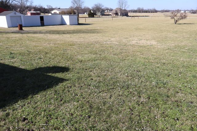 905 Mill Rd, Lebanon, TN 37090