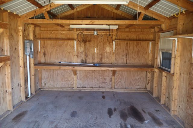 905 Mill Rd, Lebanon, TN 37090