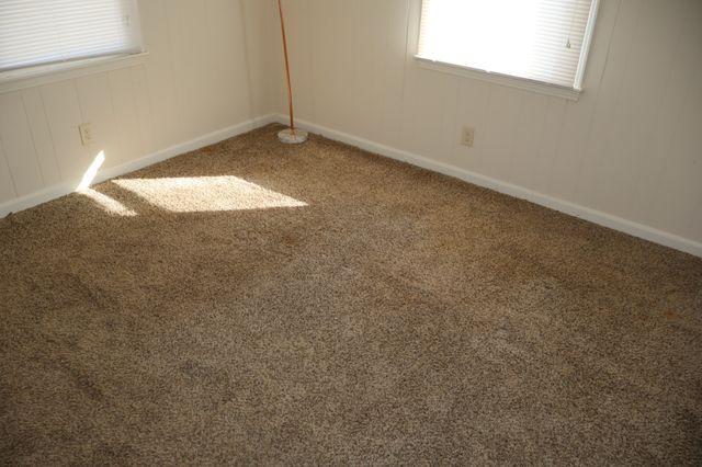 905 Mill Rd, Lebanon, TN 37090