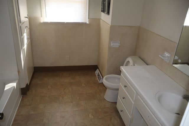 905 Mill Rd, Lebanon, TN 37090