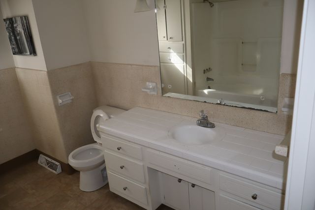 905 Mill Rd, Lebanon, TN 37090