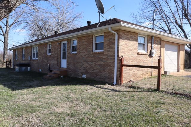 905 Mill Rd, Lebanon, TN 37090