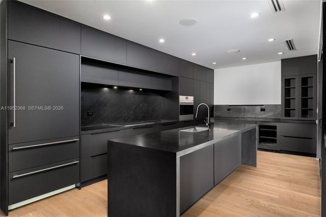 30 NE 50th St, Miami, FL 33137