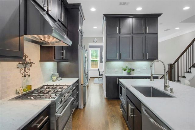 328 Brownstones NE, Atlanta, GA 30312