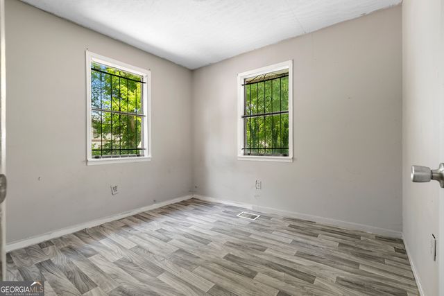 1869 Spring Avenue NW, Atlanta, GA 30318