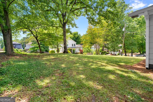 1869 Spring Avenue NW, Atlanta, GA 30318