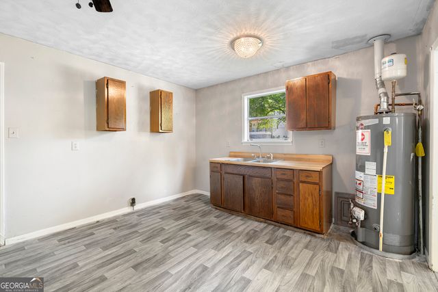 1869 Spring Avenue NW, Atlanta, GA 30318