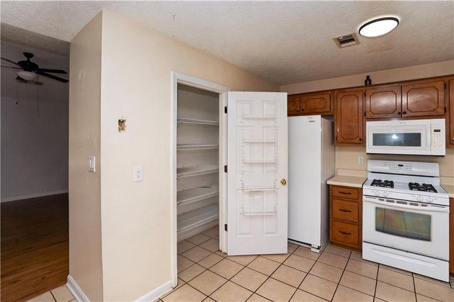 755 Peeksville Road, Locust Grove, GA 30248
