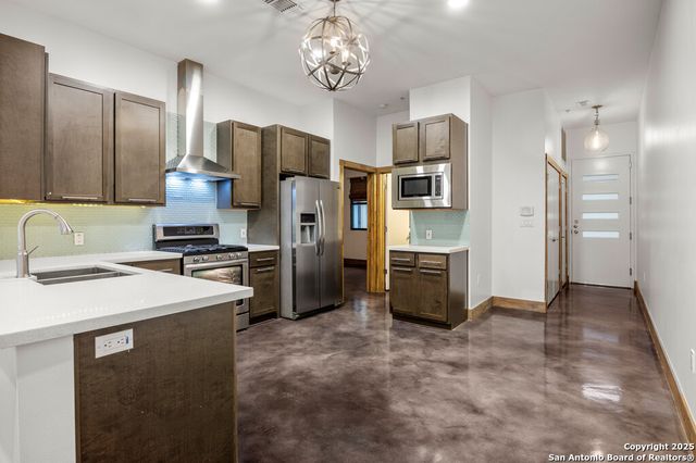 1542 N Alamo St Unit 107, San Antonio, TX 78215
