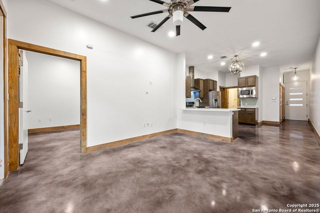 1542 N Alamo St Unit 107, San Antonio, TX 78215