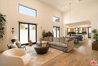 1333 Beverly Green Drive 301, Los Angeles, CA 90035