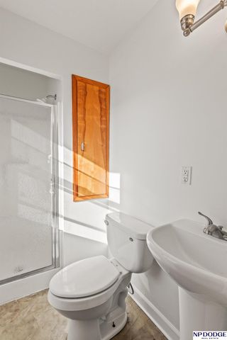 8214 Gold Street, Omaha, NE 68124