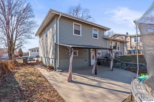 8214 Gold Street, Omaha, NE 68124