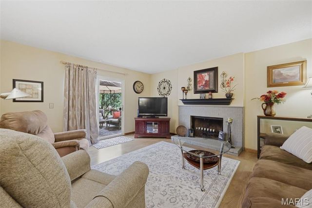 1521 Ticonderoga Drive, St Peters, MO 63376