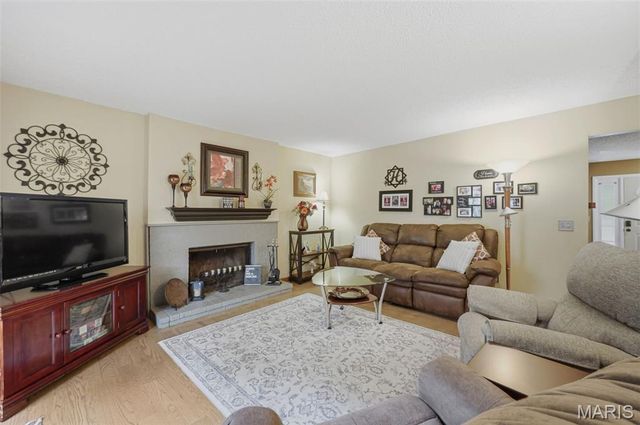 1521 Ticonderoga Drive, St Peters, MO 63376