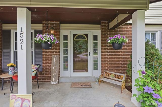 1521 Ticonderoga Drive, St Peters, MO 63376