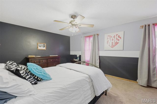 1521 Ticonderoga Drive, St Peters, MO 63376