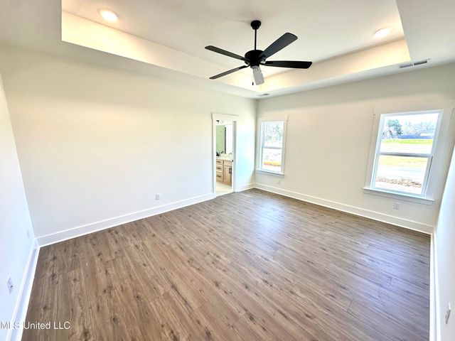 3621 Hatton Drive, Nesbit, MS 38651