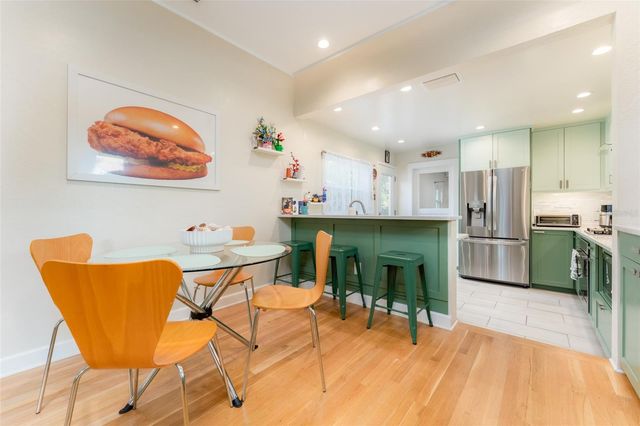 1085 16TH AVENUE N, St Petersburg, FL 33704