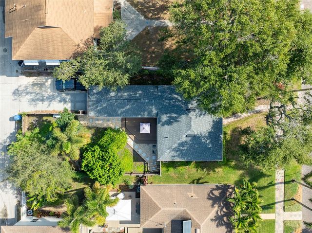 1085 16TH AVENUE N, St Petersburg, FL 33704