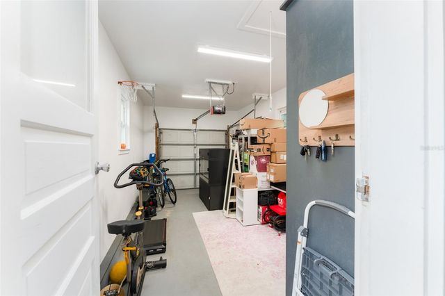 1085 16TH AVENUE N, St Petersburg, FL 33704