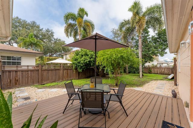 1085 16TH AVENUE N, St Petersburg, FL 33704