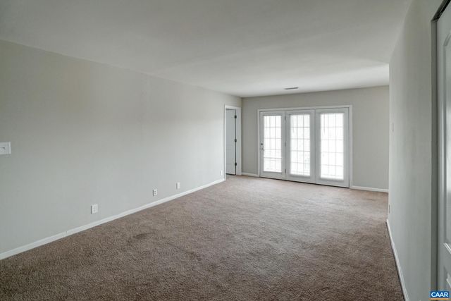 1252 Villa Ln Unit F, Charlottesville, VA 22903