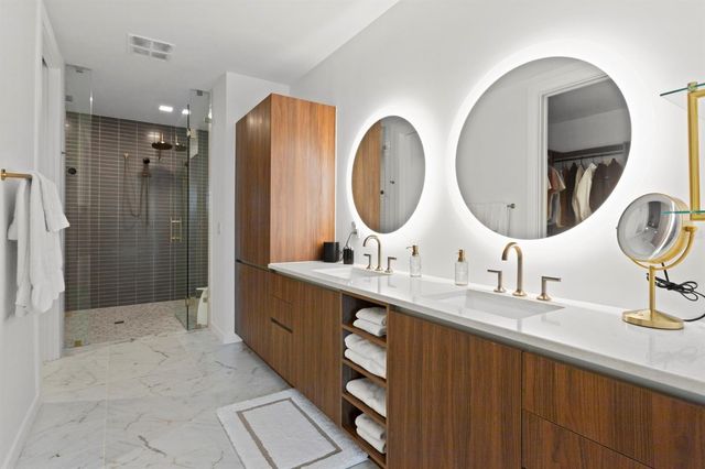 777 3RD AVENUE N 1208, St Petersburg, FL 33701