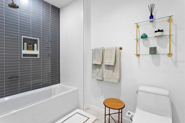 777 3RD AVENUE N 1208, St Petersburg, FL 33701