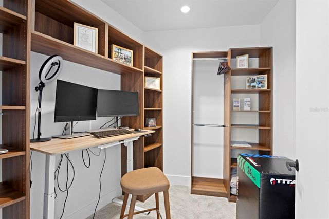 777 3RD AVENUE N 1208, St Petersburg, FL 33701