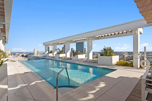 777 3RD AVENUE N 1208, St Petersburg, FL 33701