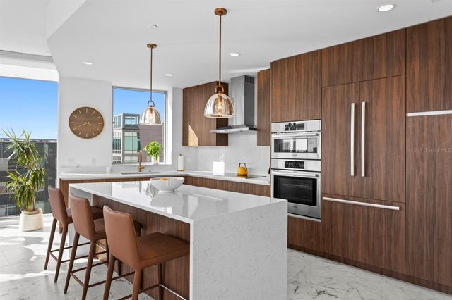 777 3RD AVENUE N 1208, St Petersburg, FL 33701