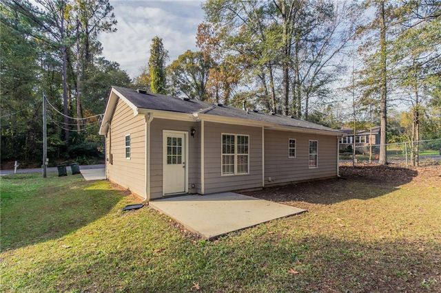 7133 Pineview SW Drive, Covington, GA 30014
