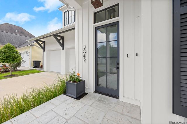 5042 Mimosa St, Baton Rouge, LA 70808