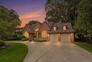 5110 Kitson Lane, West Bloomfield, MI 48324