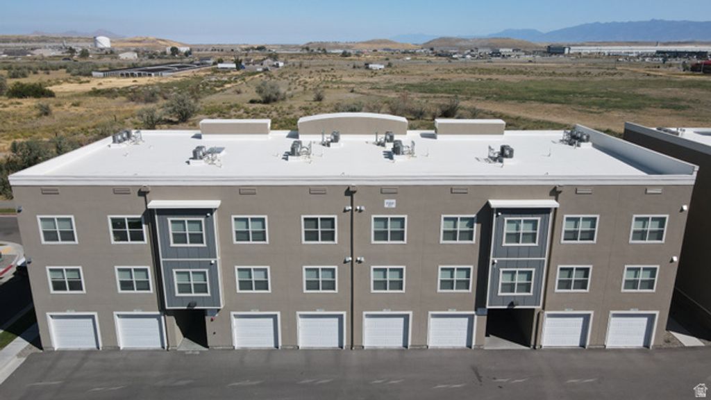 Image 2 of property listing at 7337 W LOUDEN DR, Magna, UT 84044