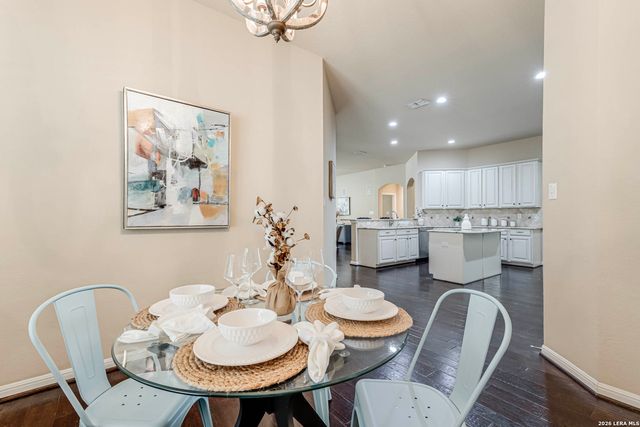 112 Hagen Dr, Boerne, TX 78006