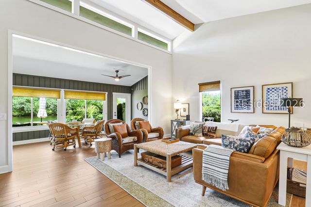 212 Greenwood Dr Apt 315, Hilton Head Island, SC 29928