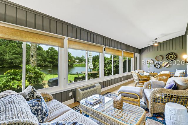 212 Greenwood Dr Apt 315, Hilton Head Island, SC 29928