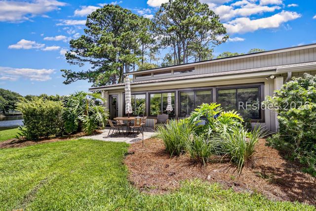 212 Greenwood Dr Apt 315, Hilton Head Island, SC 29928