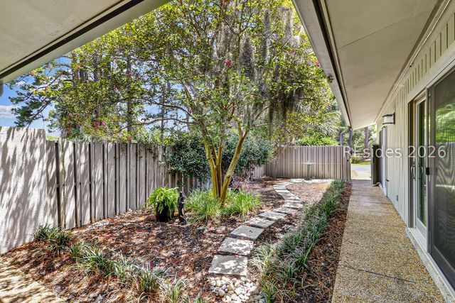 212 Greenwood Dr Apt 315, Hilton Head Island, SC 29928