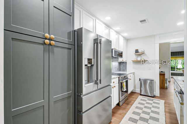 212 Greenwood Dr Apt 315, Hilton Head Island, SC 29928