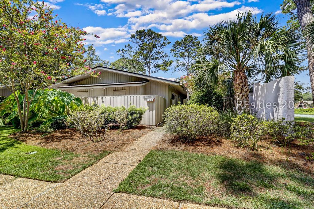 212 Greenwood Dr Apt 315, Hilton Head Island, SC 29928